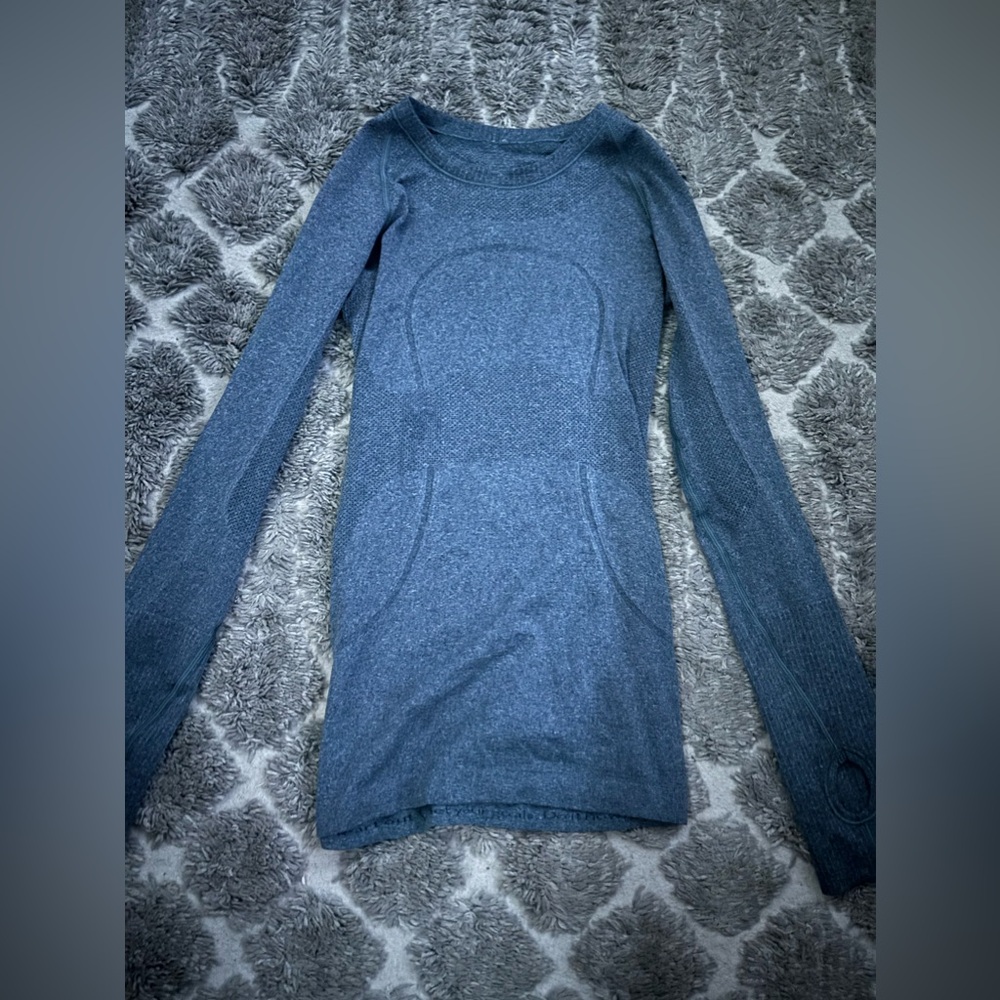 Lululemon swiftly tech